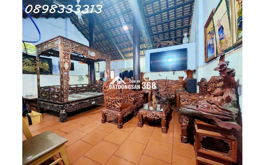 Biệt thự gần 300m2 tặng nội thất gỗ quý – mặt tiền Trung Chánh, Hóc Môn chỉ 10.8 tỷ, 0898333313