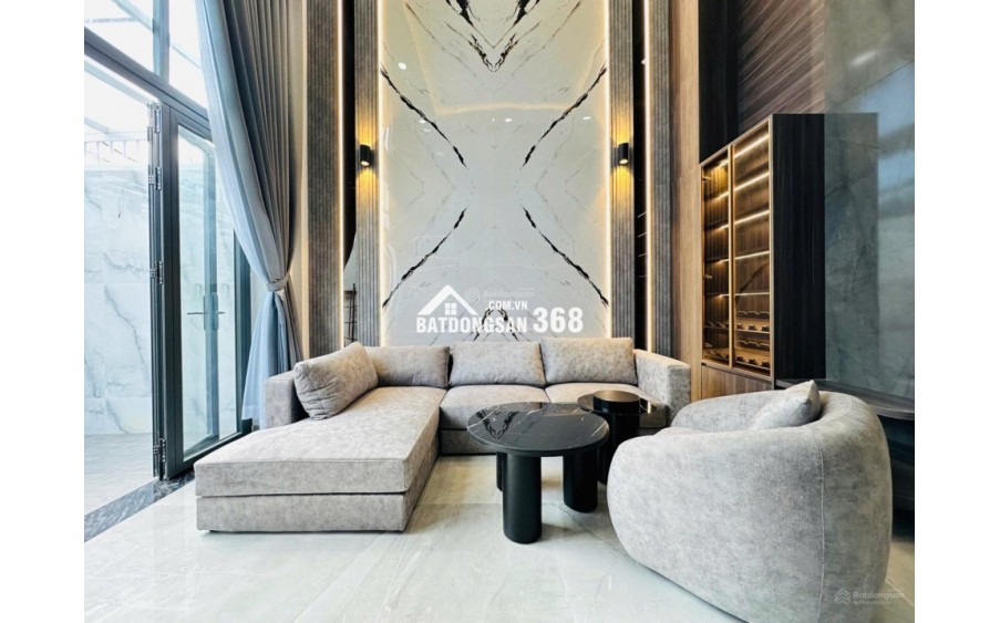 Bán nhà HXH đường Dương Quảng Hàm, Phường 6, Gò Vấp, nhà full nội thất vip, Có thang máy