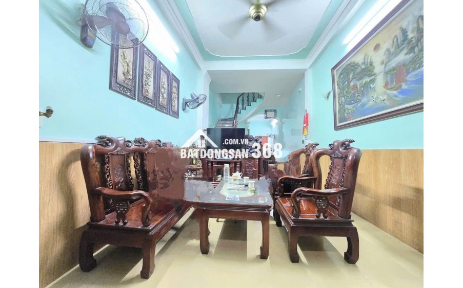 Bán nhà 296 Minh Khai, 40 m2, dân xây, ngõ rộng, 6,7 tỷ