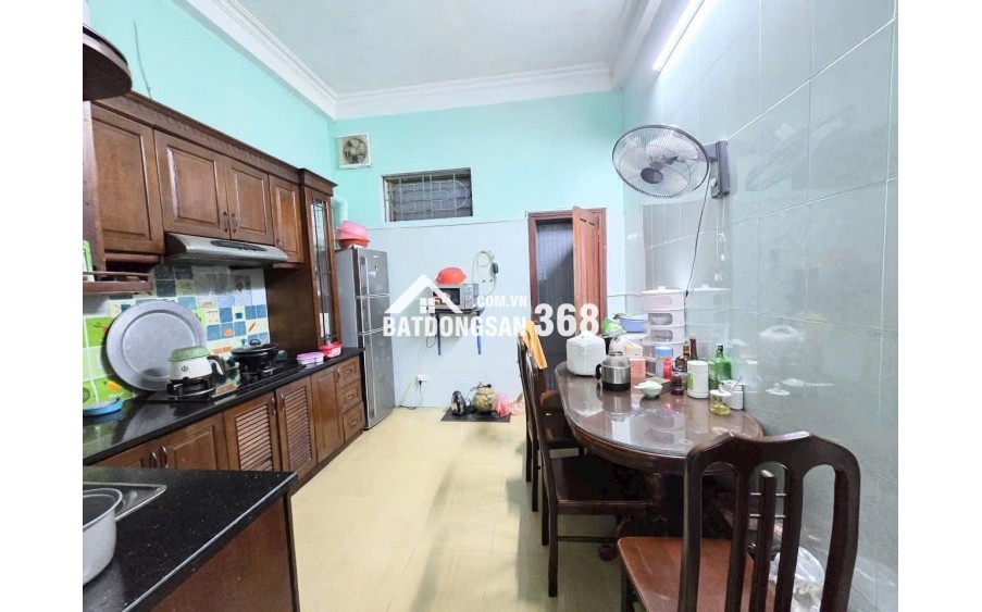 Bán nhà 296 Minh Khai, 40 m2, dân xây, ngõ rộng, 6,7 tỷ