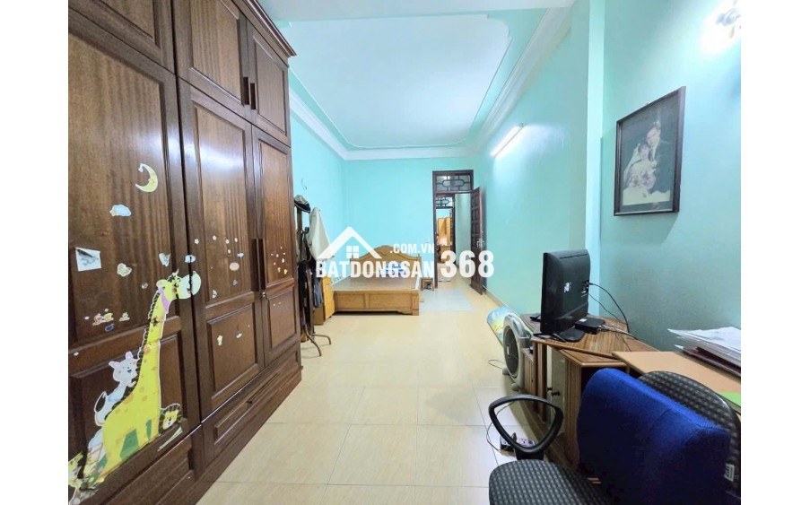 Bán nhà 296 Minh Khai, 40 m2, dân xây, ngõ rộng, 6,7 tỷ