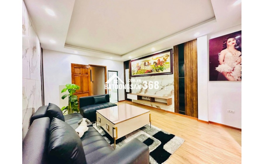 Văn Chương, Đống Đa, 6 tầng, thang máy, ngõ ba gác, full nội thất, 40m, 9.8 tủ