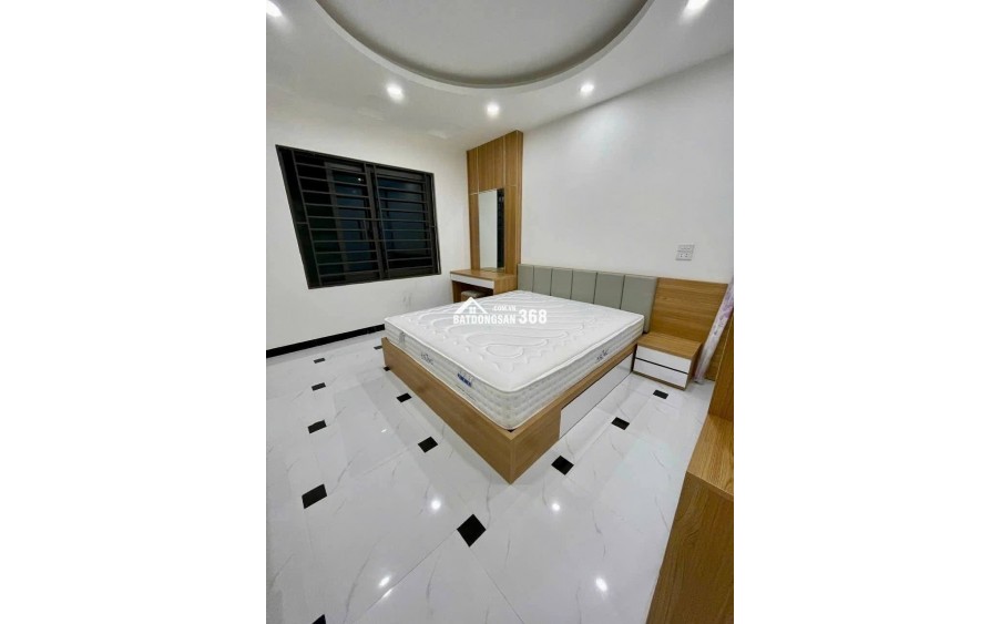Lê Đức Thọ, Nam Từ Liêm, 1 nhà ra mặt ngõ, 20m ra phố, full nội thất, sổ nở hậu, 31m, 7.5 tỷ
