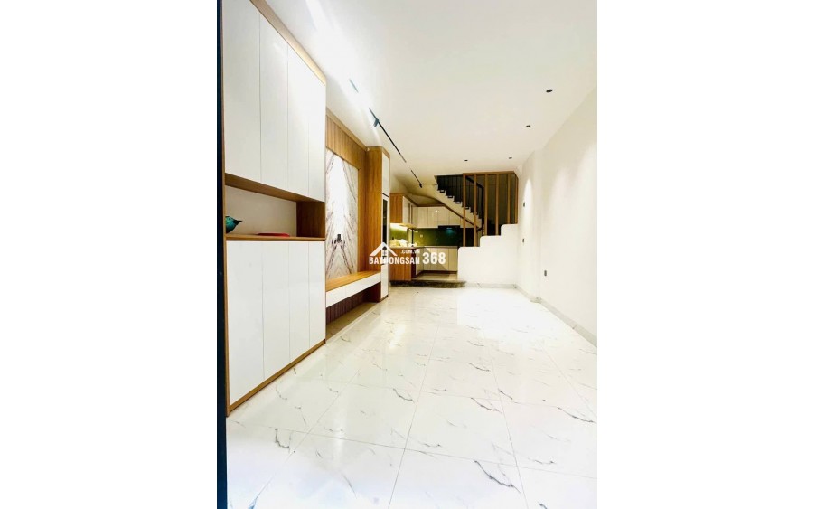 Phạm Văn Đồng, 30m oto, ngõ thông, full đồ, 35m, 7.95 tỷ