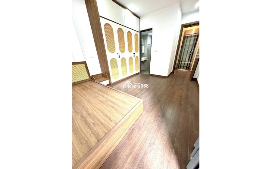 Thụy Khuê, Ba Đình, 6 tầng, thang máy, ngõ ba gác tránh, 30m, 7.7 tỷ