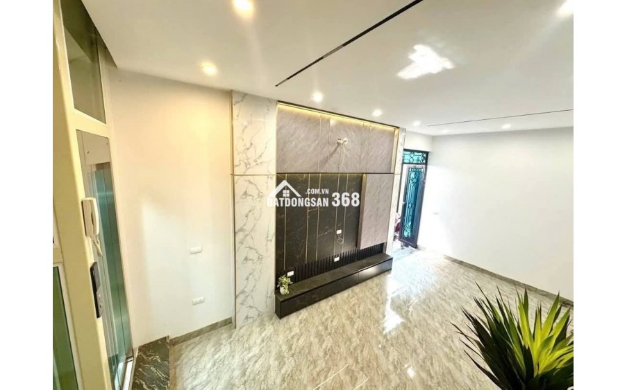 Thụy Khuê, Ba Đình, 6 tầng, thang máy, ngõ ba gác tránh, 30m, 7.7 tỷ