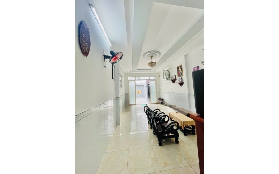 TÂN HƯƠNG - TÂN QUÝ - TÂN PHÚ - 61M2 (4x15) 4 TẦNG - NGAY CHỢ TÂN HƯƠNG - HẺM 8M XE ÔTÔ NGỦ NHÀ - NHỈNH 8 TỶ CÒN TL