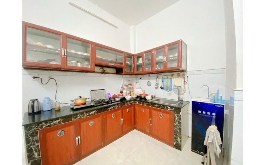 TÂN HƯƠNG - TÂN QUÝ - TÂN PHÚ - 61M2 (4x15) 4 TẦNG - NGAY CHỢ TÂN HƯƠNG - HẺM 8M XE ÔTÔ NGỦ NHÀ - NHỈNH 8 TỶ CÒN TL
