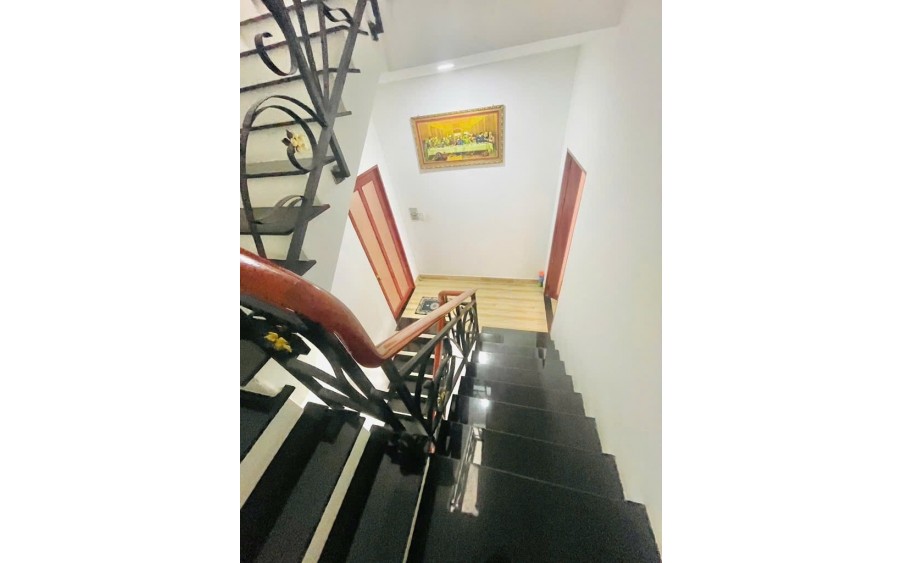 TÂN HƯƠNG - TÂN QUÝ - TÂN PHÚ - 61M2 (4x15) 4 TẦNG - NGAY CHỢ TÂN HƯƠNG - HẺM 8M XE ÔTÔ NGỦ NHÀ - NHỈNH 8 TỶ CÒN TL