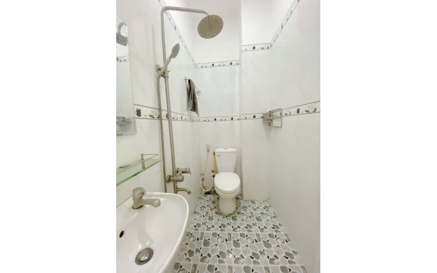 TÂN HƯƠNG - TÂN QUÝ - TÂN PHÚ - 61M2 (4x15) 4 TẦNG - NGAY CHỢ TÂN HƯƠNG - HẺM 8M XE ÔTÔ NGỦ NHÀ - NHỈNH 8 TỶ CÒN TL
