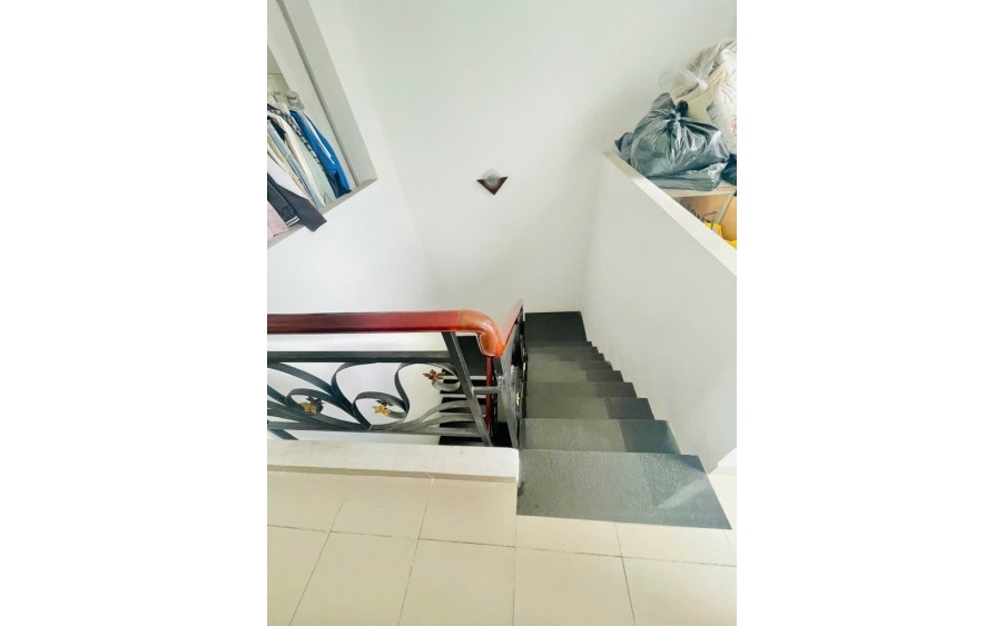 TÂN HƯƠNG - TÂN QUÝ - TÂN PHÚ - 61M2 (4x15) 4 TẦNG - NGAY CHỢ TÂN HƯƠNG - HẺM 8M XE ÔTÔ NGỦ NHÀ - NHỈNH 8 TỶ CÒN TL