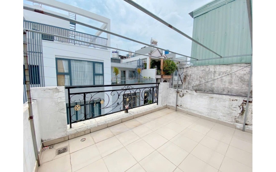 TÂN HƯƠNG - TÂN QUÝ - TÂN PHÚ - 61M2 (4x15) 4 TẦNG - NGAY CHỢ TÂN HƯƠNG - HẺM 8M XE ÔTÔ NGỦ NHÀ - NHỈNH 8 TỶ CÒN TL