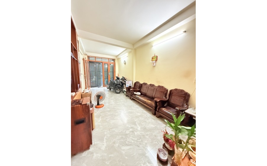 Bán nhà Hẻm xe hơi Tân Phú