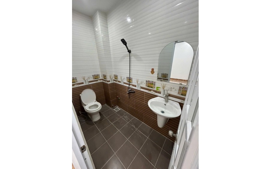 LÊ VĂN QUỚI - BÌNH TRỊ ĐÔNG - BÌNH TÂN - 80M2 (4x20) NHÀ XÂY MỚI 4 TẦNG - HẺM ÔTÔ VÀO NHÀ - NGAY CHỢ KD MUA BÁN SẦM UẤT - CHỈ 6,6 TỶ CÒN TL