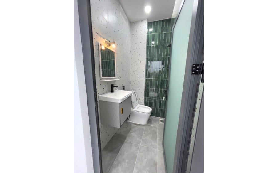 Gò Dầu, Tân Phú, Gần Aeon Mall, 2 Tầng BTCT, Hẻm 4m, 56m2 (4x14) Sát Mặt Tiền, SHR Đẹp Vuông Vức Hoàn Công Đủ, Nhỉnh 5 Tỷ Còn TL
