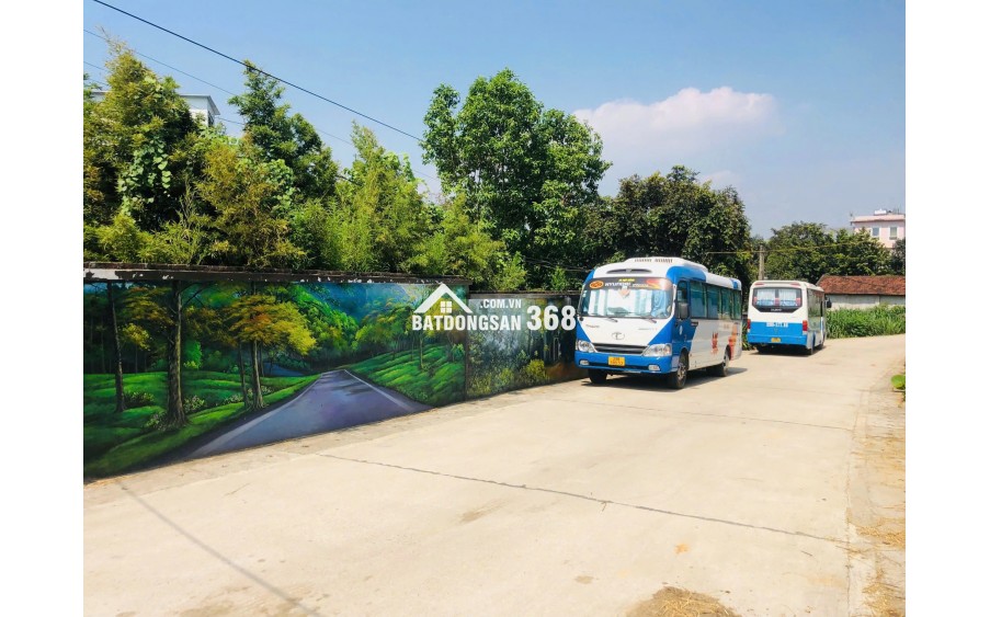 Chính chủ cần bán khu nghỉ dưỡng hơn 2000m² Ba Vì thiết kế hiện đại, view thoáng đẹp.