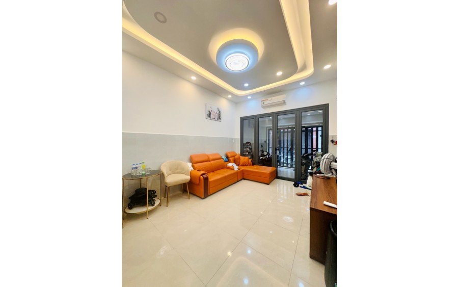 Bán nhà đẹp 3 tầng