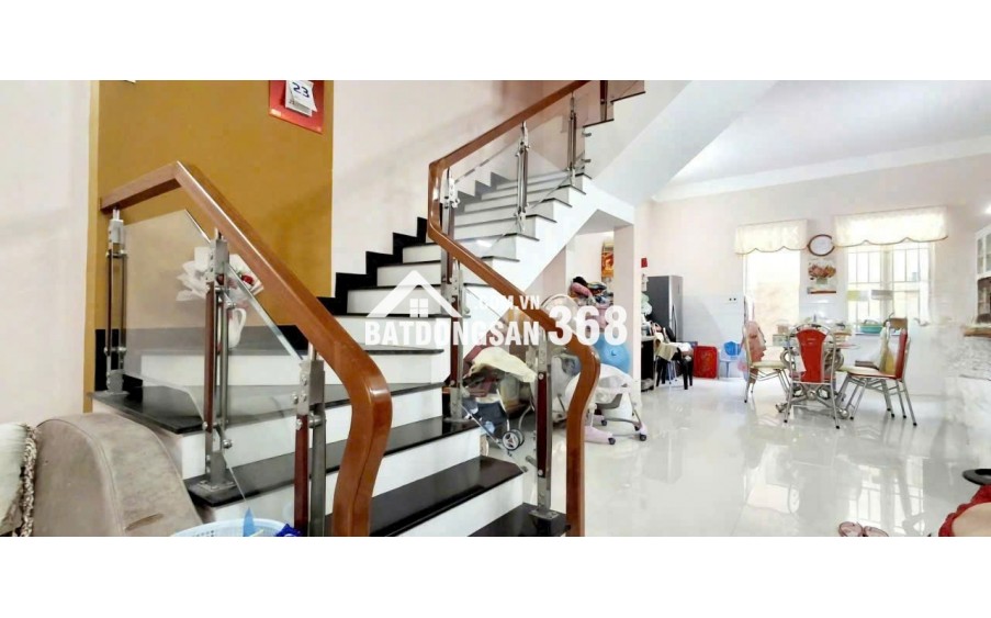 Mua ngay nhà đẹp mặt tiền giá rẻ đường Phần Lăng, Q.Thanh Khê, TP. Đà Nẵng