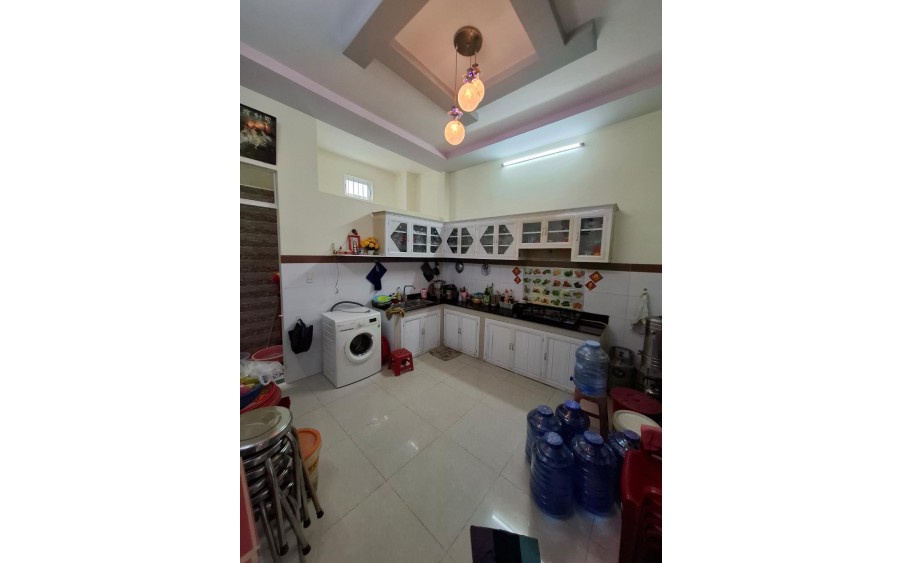 Bình Tân, Lê Văn Quới Ngay Chợ KD Mua Bán Sầm Uất, DT 56m2 (4x14m) 4 Tầng, Hẻm Xe Ôtô, Nhỉnh 6 Tỷ Còn TL