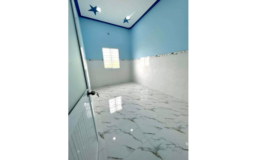 Cho thuê nhà 2pn 1wc 105m2