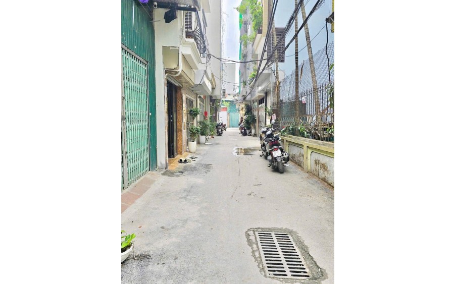 Chính chủ bán nhà Tân Xuân, Bắc Từ Liêm, DT 35m2, vị trí siêu đẹp, ô tô đỗ cửa