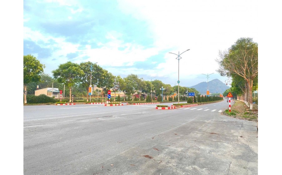 CẦN CHO THUÊ MẶT BẰNG - XÂY THEO YÊU CẦU TẠI TP LAI CHÂU