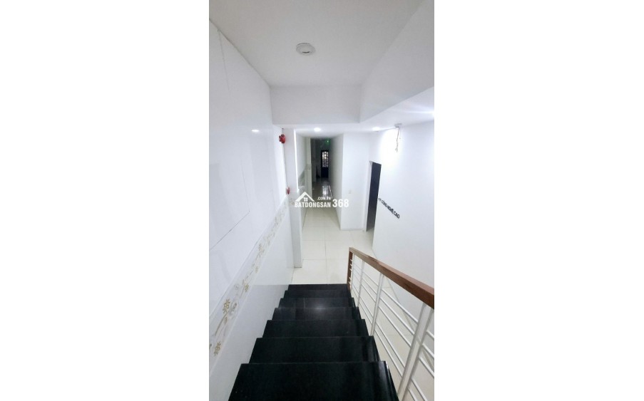  MT Nguyễn Tri Phương 2 mặt thoáng, gần cổng Sân Bay, 160m2, 2 tầng thông sàn, KD VIP, 15.x tỷ