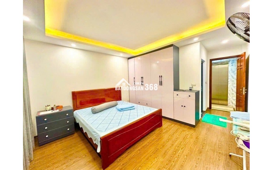 TT THANH TRÌ Ô TÔ ĐỖ CỬA, NGÕ NÔNG 40m 5 TẦNG, DÂN XÂY CHẮC CHẮN, THIẾT KẾ SANG, SỊN GIÁ HƠN 5 TỶ.