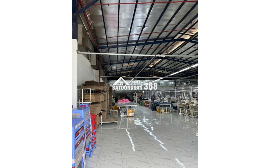 Bán kho, nhà xưởng tại mặt tiền đường Tô Ngọc Vân, 1500m2, Q12, HCM - giá cực chất