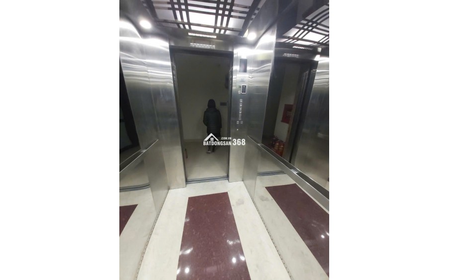 Cho thuê tòa MP Ngô Xuân Quảng.Gia Lâm, Hà Nội, 100m2x6T, MT 8m, thang máy, tầng hầm, PCCC vị trí KD sầm uất