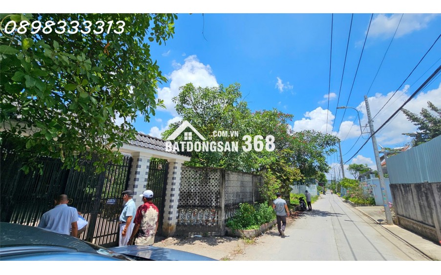 Bán biệt thự 2 Mặt tiền Lã Xuân Oai - Võ Văn Hát trung tâm Quận 9, DT 1.200m², giá chỉ 17 tỷ