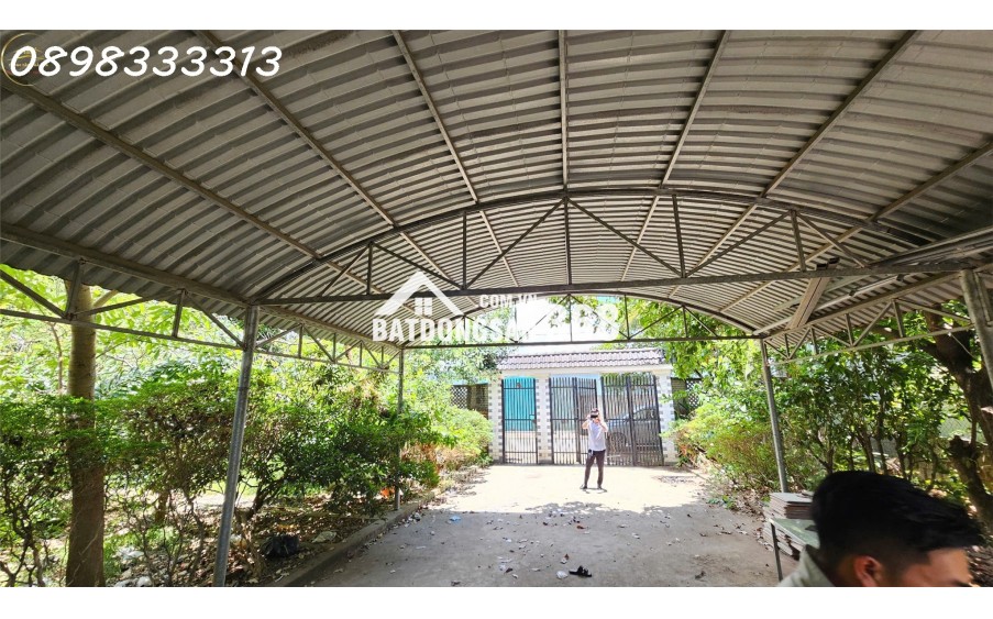 Bán biệt thự 2 Mặt tiền Lã Xuân Oai - Võ Văn Hát trung tâm Quận 9, DT 1.200m², giá chỉ 17 tỷ