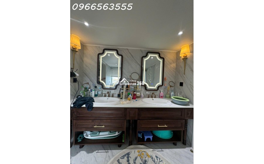 Bán Douplex Mỹ khánh 1 - Phú Mỹ Hưng - Full nội thất , 195m2, giá 18 tỷ