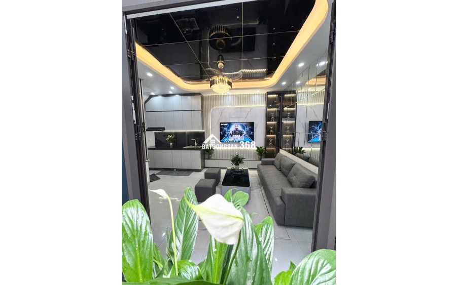 Bán nhà riêng tại Phường Kim Mã, Ba Đình, Hà Nội diện tích 27m2 giá 6.88 Tỷ