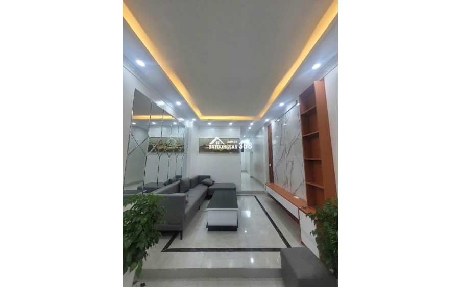 BÁN NHÀ TÔ HIỆU, 5 TẦNG THANG MÁY, 40M2, 10.X TỶ