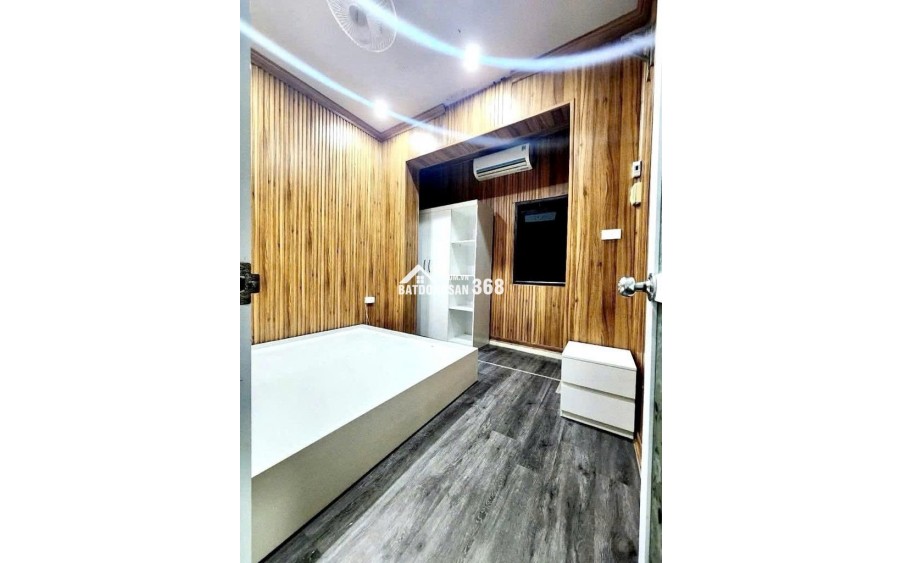 Siêu hiếm Nhà đẹp 75m ra Phố Bạch Mai 23m *4T giá chỉ nhỉnh 3 tỷ Sổ đỏ cất két