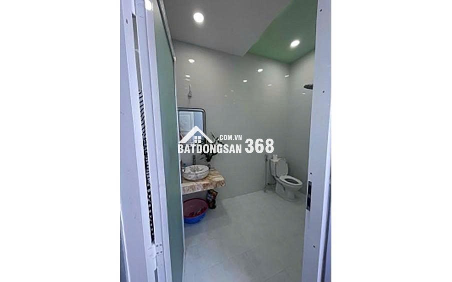 CHÍNH CHỦ BÁN NHÀ TẶNG NỘI THẤT 2MT SỔ RIÊNG TRUNG TÂM PHAN THIẾT-BÌNH THUẬN