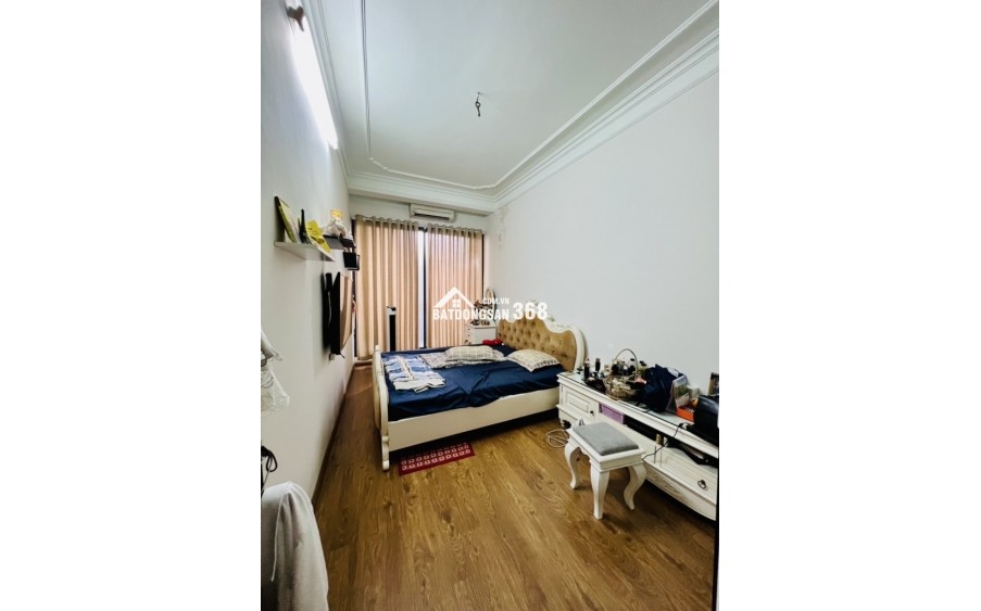 HỒ TÂY 40M NGÕ Ô TÔ VF3 ĐỖ CỬA 10M RA PHỐ 50M RA HỒ GIÁ 8 TỶ 9