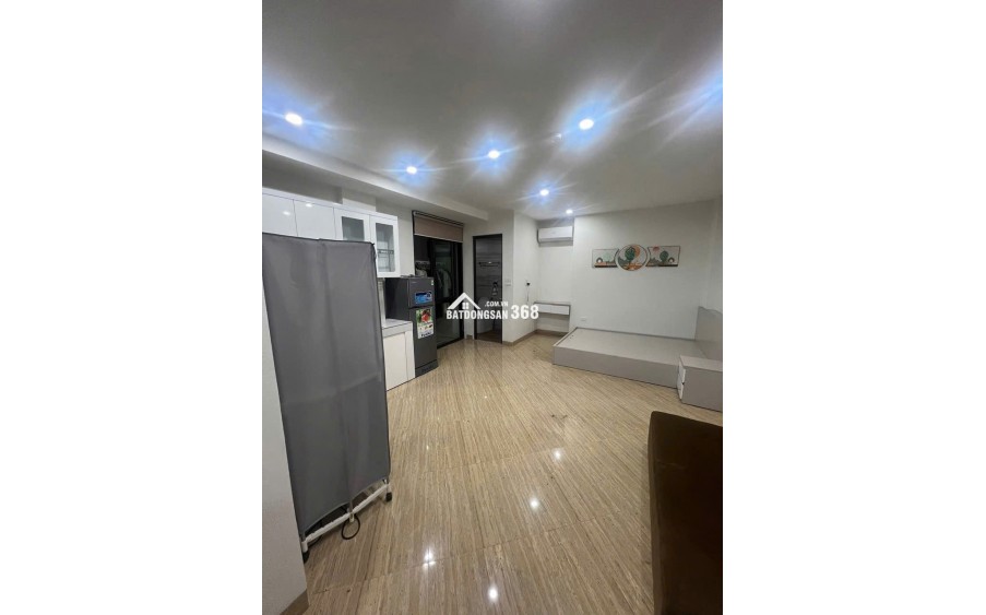 Bán tòa nhà Hào Nam – Căn hộ dịch vụ 8 tầng thang máy – 19 phòng full khách – Dòng tiền 130tr/tháng chỉ 23.5 tỷ! lh 0326213286