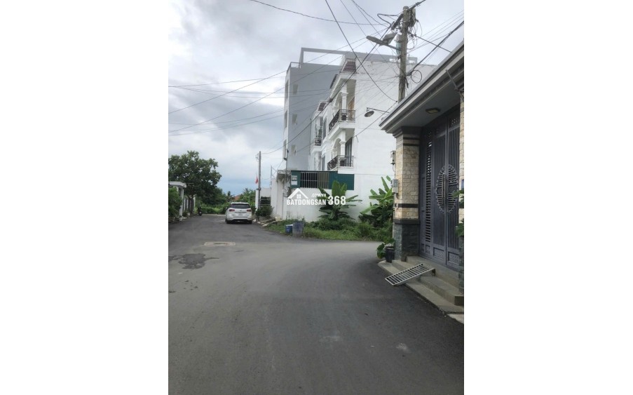 Cần bán nhà, DT (4,2 x 16,5), 4 lầu, đường 8m, gần Nguyễn Oanh, Gò Vấp, giá 6,2 tỷ.