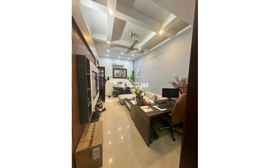 HotNhà Kim Liên 46m2 3 Tầng Full nội thất - Cực gần phố trung tâm - Ô chờ thang máy - Nhỉnh 11T