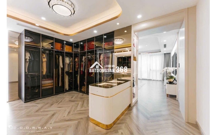 Nhà Cầu Giấy, DT 68m, 9 tầng , cầu thang máy,  mặt ngõ oto tránh thuận tiện kinh doanh.