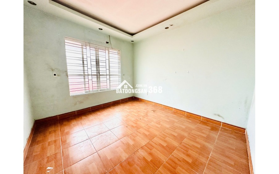 ĐÌNH ĐÔNG 3.5 TẦNG GIA CHỈ 2 TỶ BÌA ĐẸP.