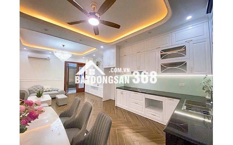 Chính chủ bán nhà phố Bà Triệu – 5 tầng, 60m², cách mặt phố chỉ 15m, giá tốt 10.5 tỷ