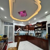 Cần bán nhà, DT (4,2 x 16,5), 4 lầu, đường 8m, gần Nguyễn Oanh, Gò Vấp, giá 6,2 tỷ.