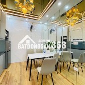 Trung tâm Cầu Giấy, full tiện ích, 3 thoáng, nội thất xa hoa, 31m, 8 tỷ