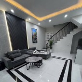 Đội Cấn, Ba Đình, 10m ra mặt phố, full nội thất, 35m, 7.85 tỷ