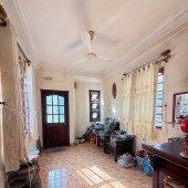 Nhà hẻm xe hơi 4 tầng