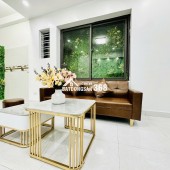 NHÀ DÂN XÂY DỘC LẬP LÂM TƯỜNG 5 TẦNG SIỂU RỘNG