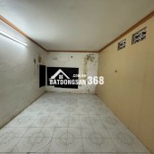 Nhà bán dành cho đầu tư, kinh doanh spa, Văn phòng, lớp học có chỗ để xe rộng giá chỉ 3,88 tỷ